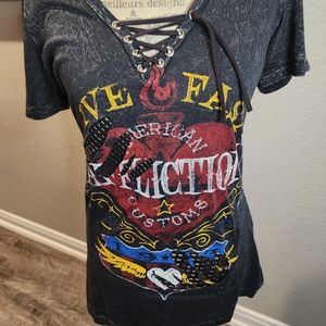 Affliction Moto/Biker Croset V-Neck Black Graphic T-shirt SZ L